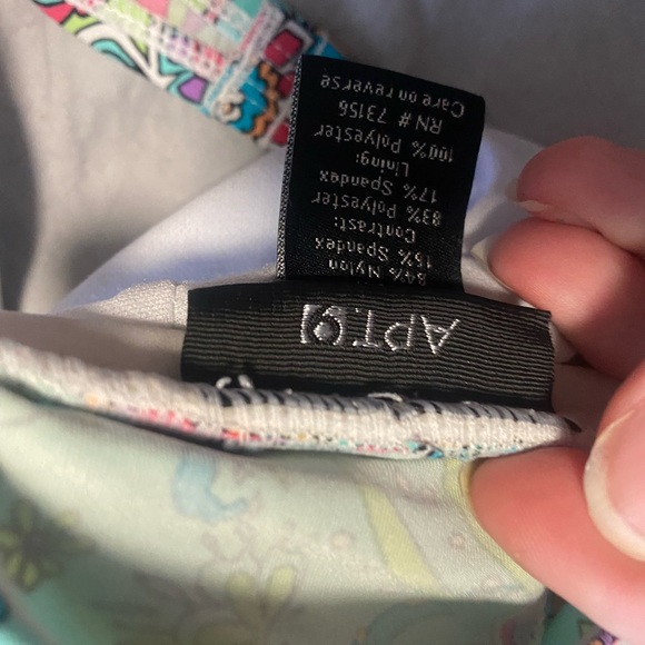 Patterned bikini top - Picture 4 of 5